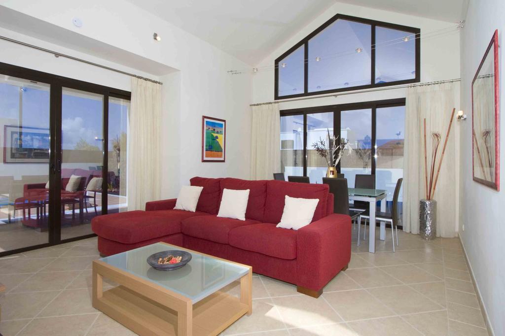 Ereza Villas Las Buganvillas Playa Blanca  Ruang foto