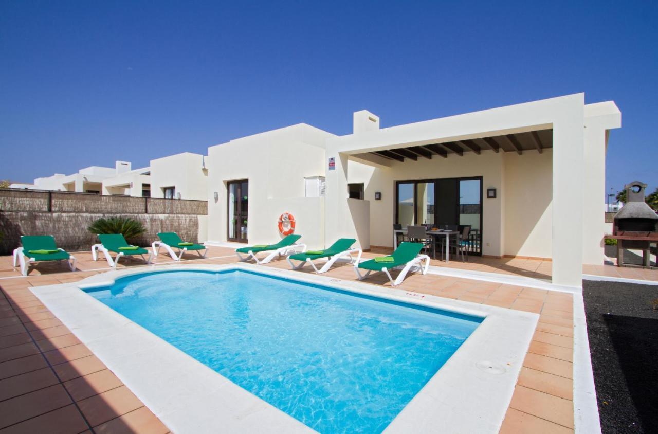 Ereza Villas Las Buganvillas Playa Blanca  Bagian luar foto
